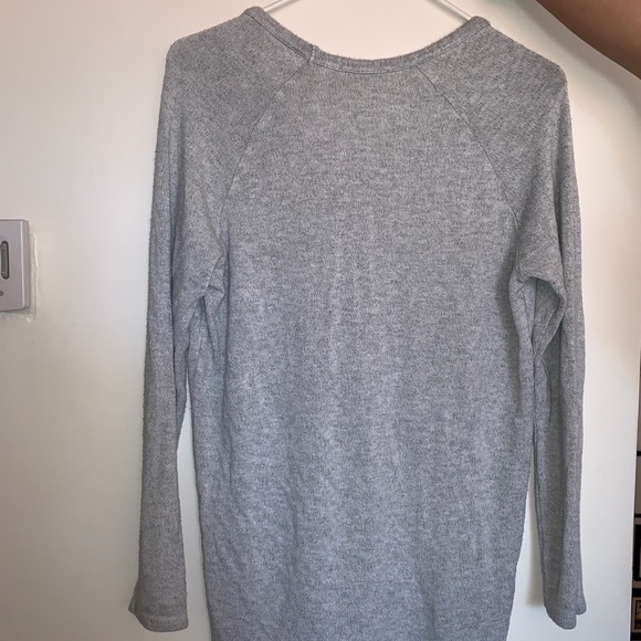Brandy Melville Sweater - Picture 3 of 3